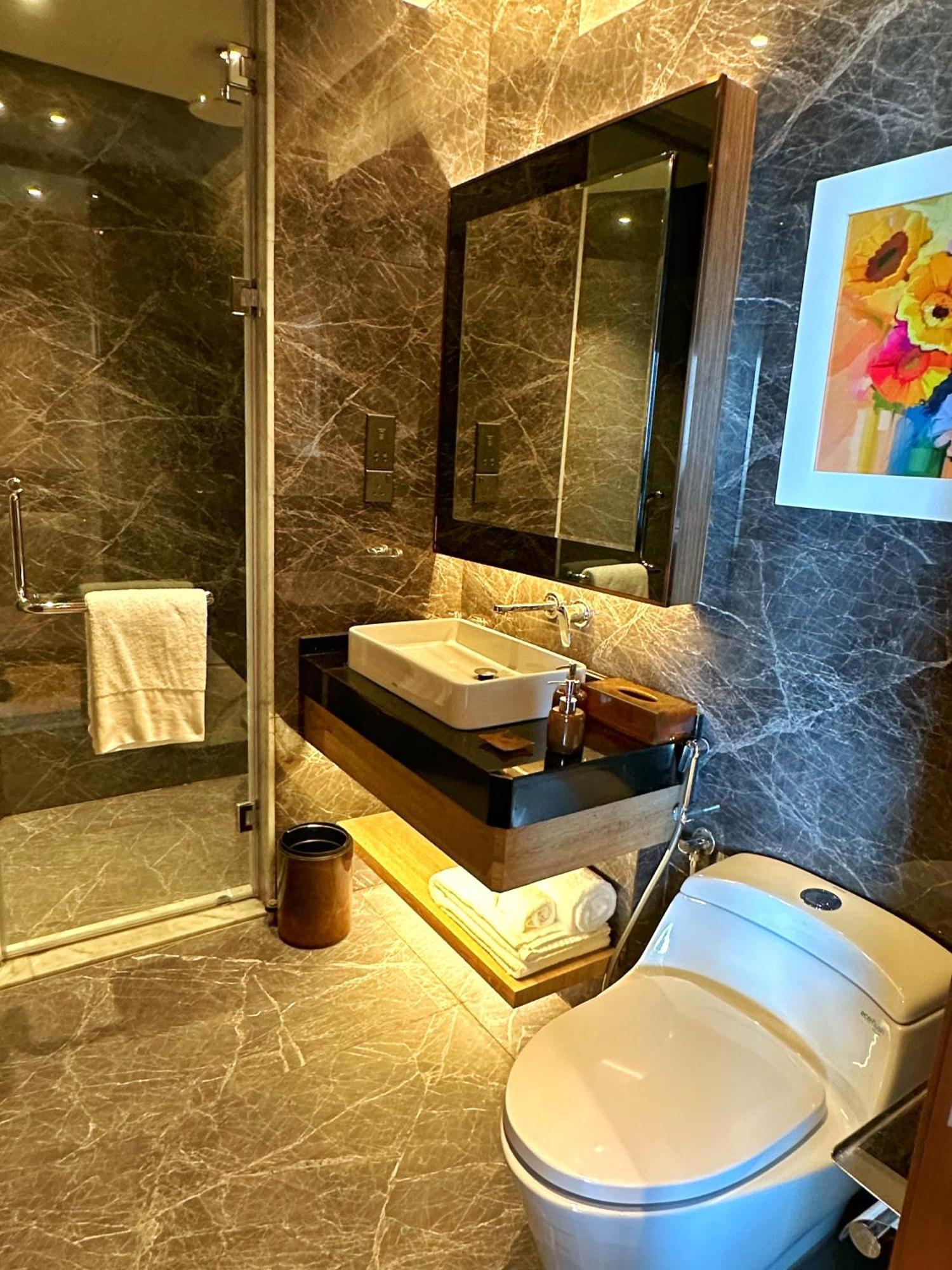 Imperial By Perkasa Suites *